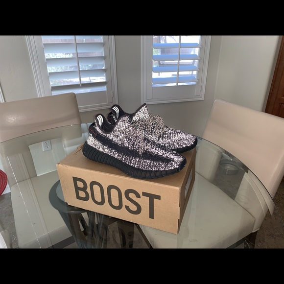 adidas Yeezy Boost 350 Static Blacks Reflective - Picture 5 of 8